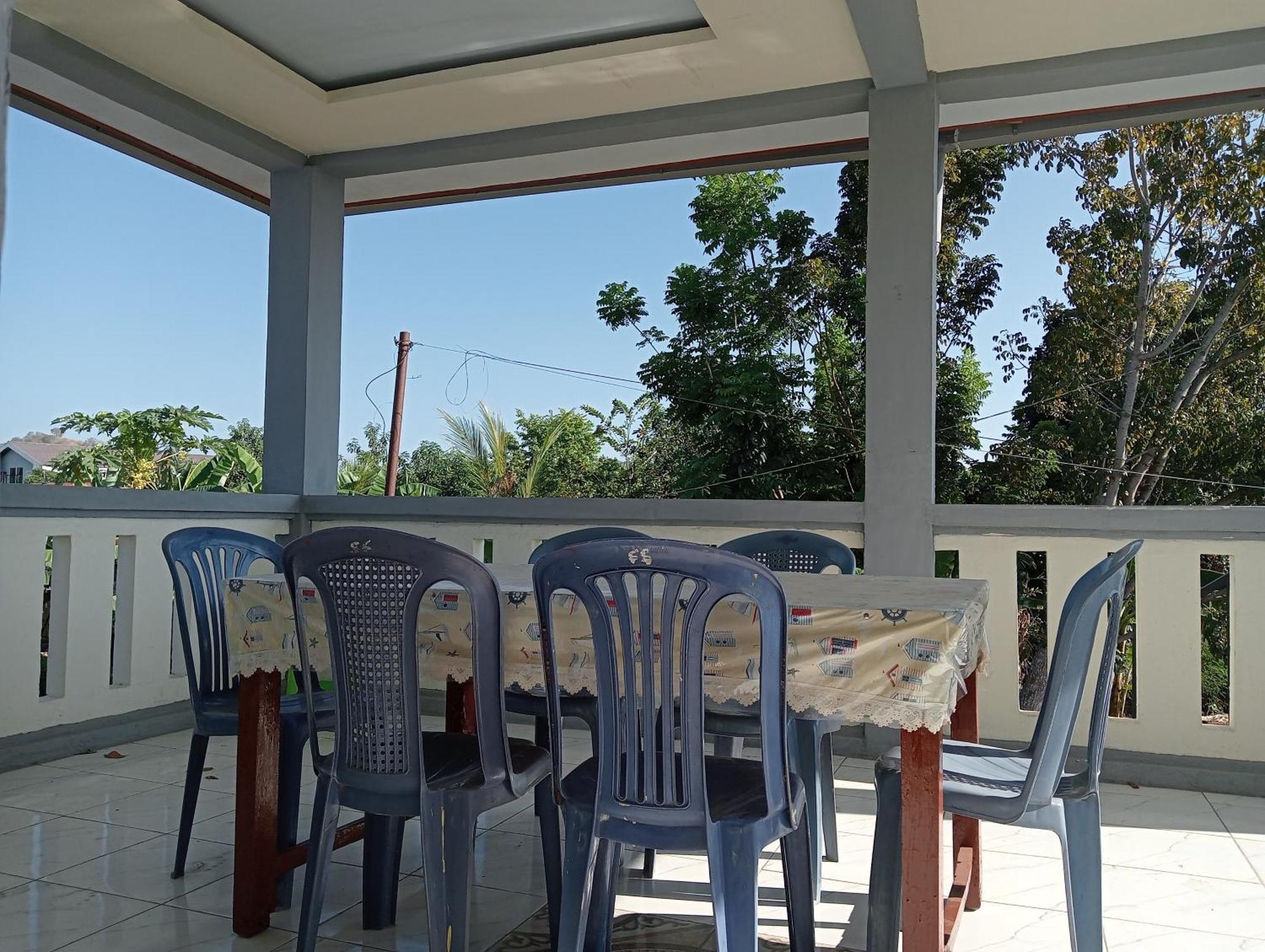 Yusilver Guest House Labuan Bajo Extérieur photo
